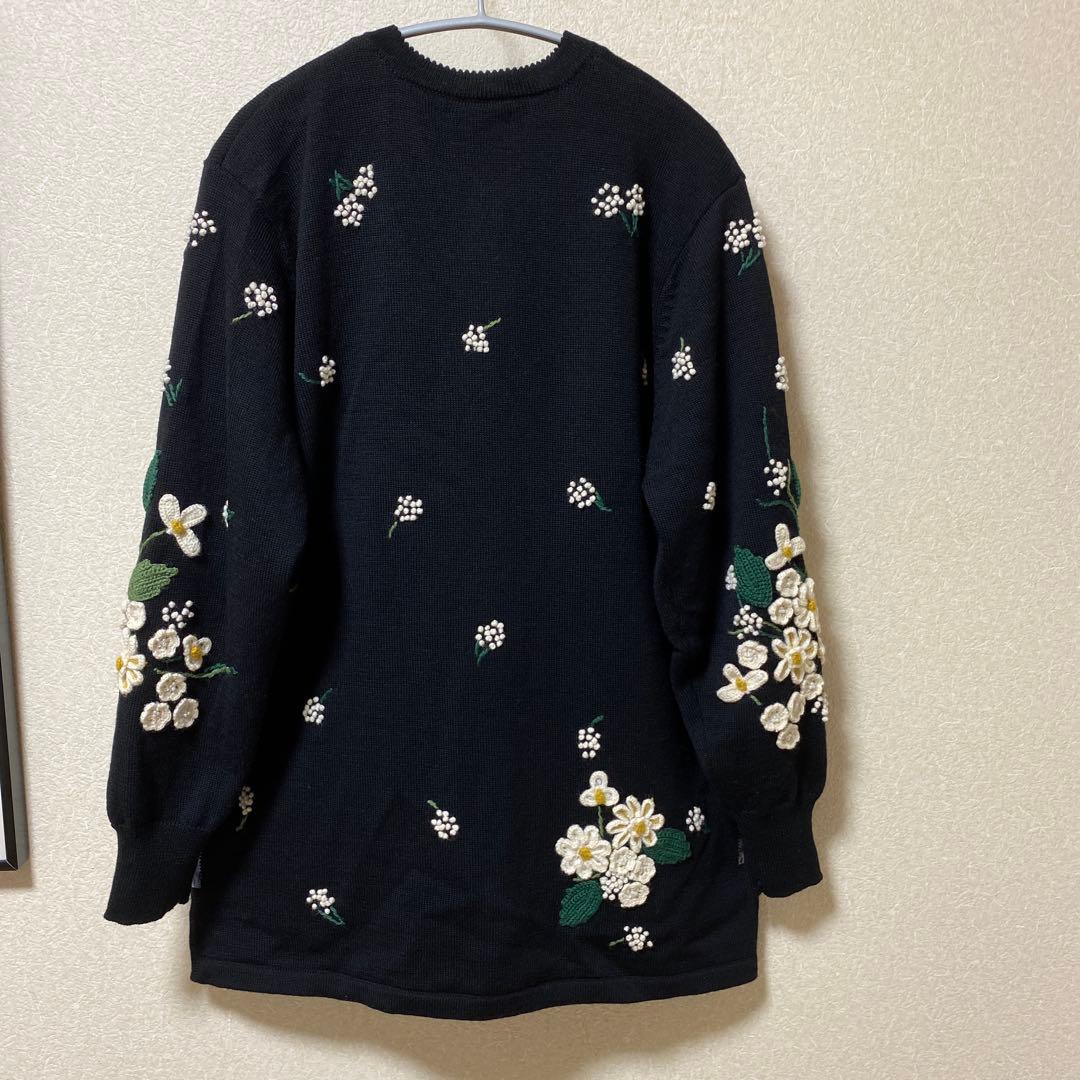 ロングニットカーディガン立体フラワー刺繍ビーズ付きブラック大きいサイズLL〜3L