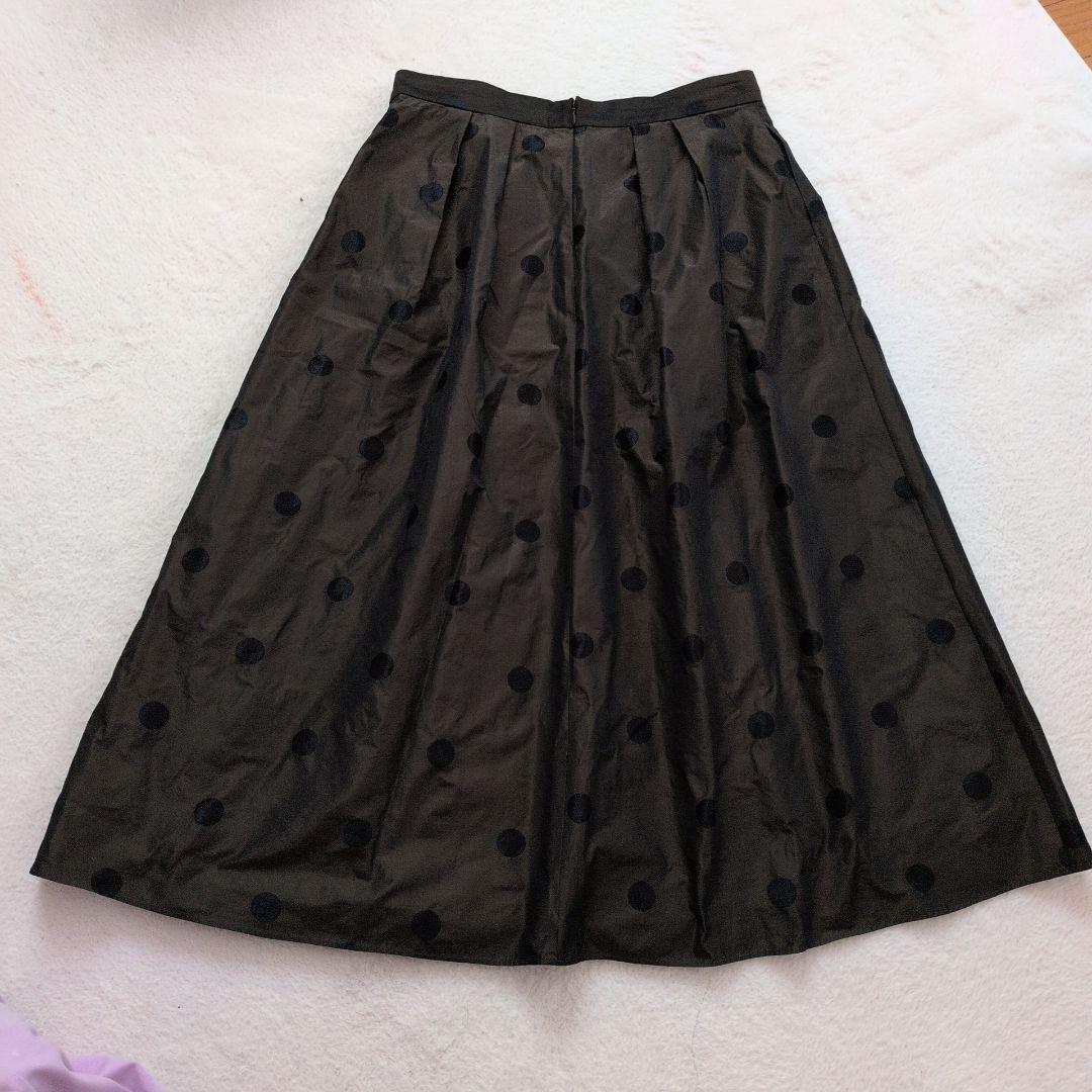 新品✩大きいサイズ✩アンタイトル✩洗えるドット柄タフタ フレアスカート✩2L