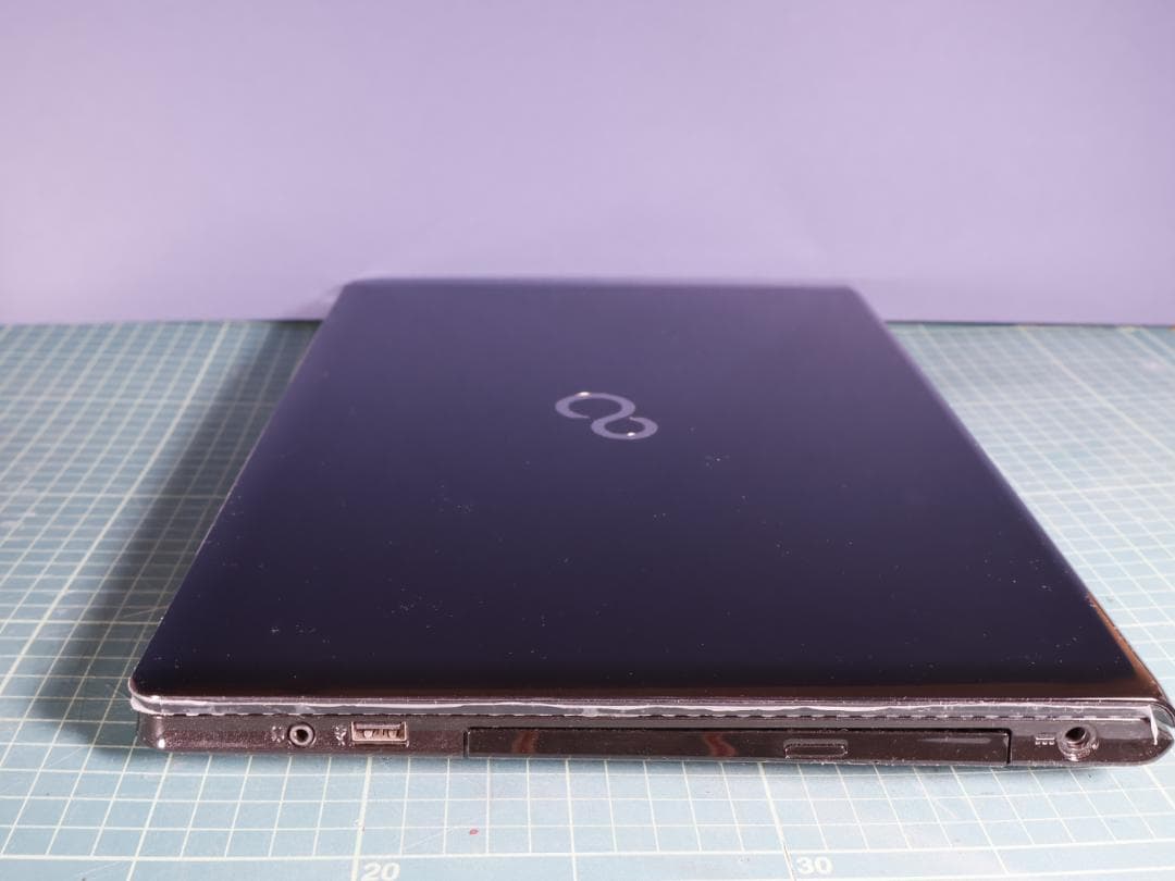 Fujitsu ノートパソコン LIFEBOOK WA1/Z