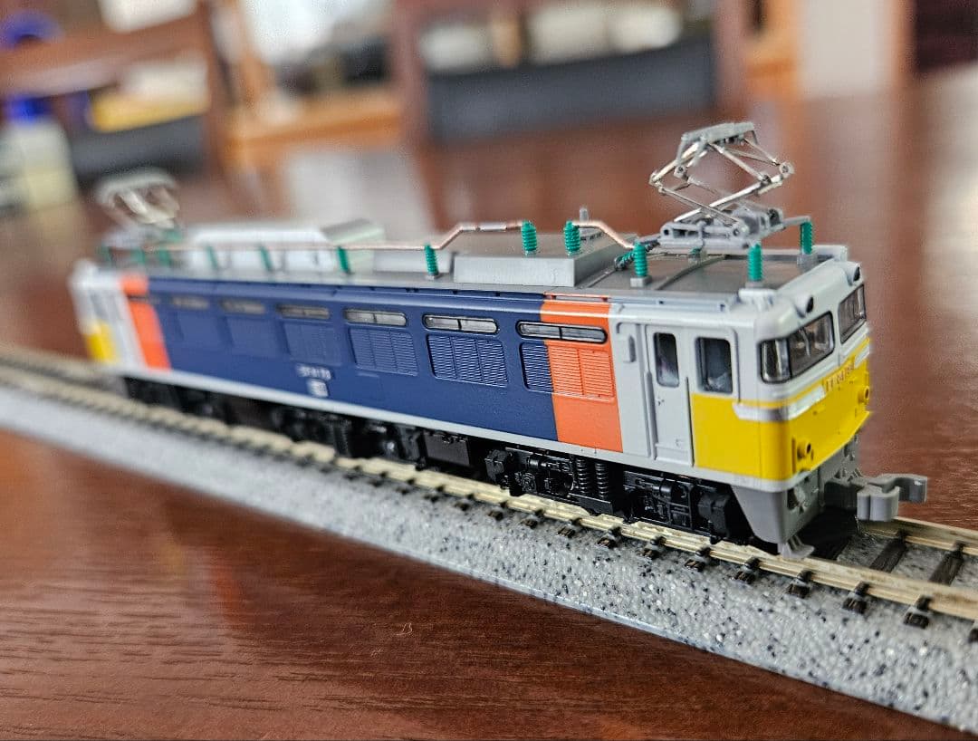 Nゲージ EF81/24系25型寝台客セット