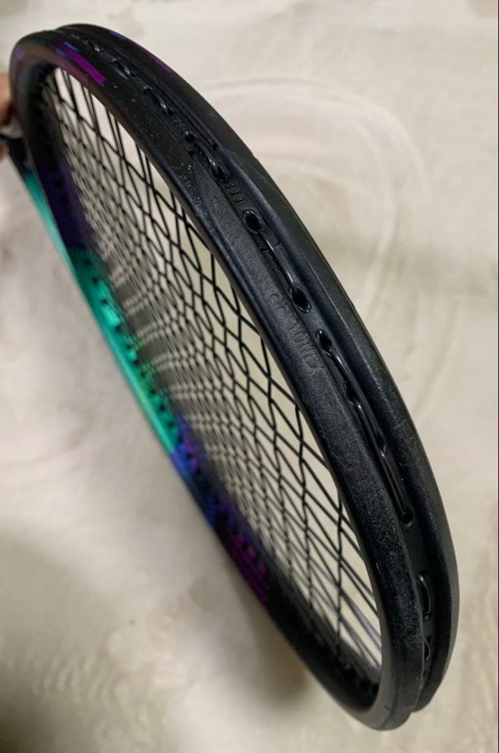 ヨネックス　V CORE PRO 97 グリップ2 Vコア
