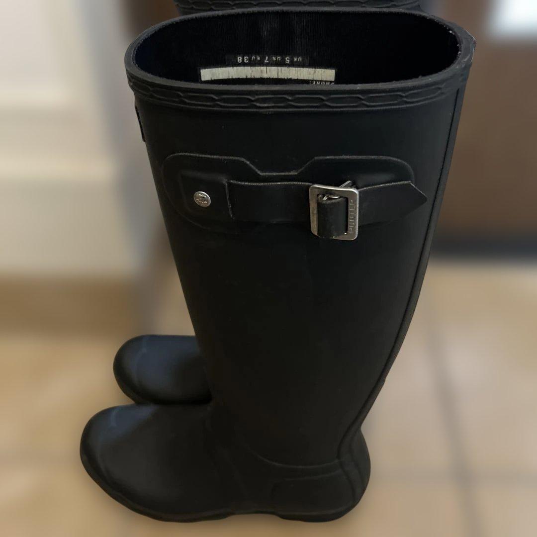 HUNTER ブラック ロングブーツ バックル付き　24.0〜24.5cm