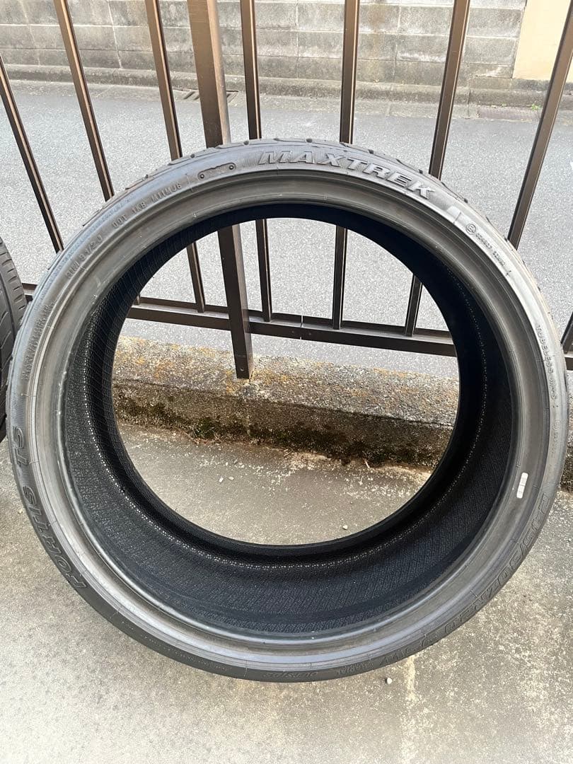 245/30/R20 MAXXIS サマータイヤ 2本セット