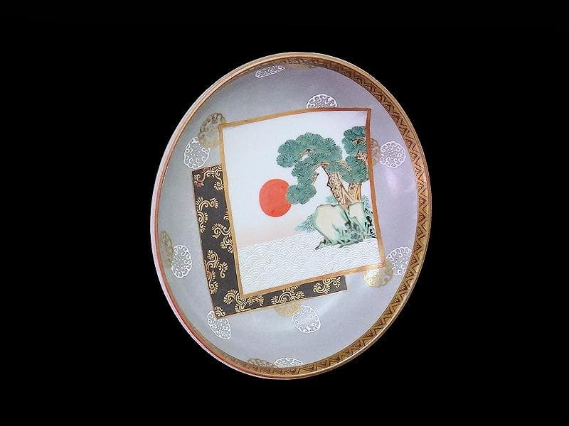 九谷　金襴手　 重ね平角　青海波　松に朝日の図　膾皿　F187AS-CZz