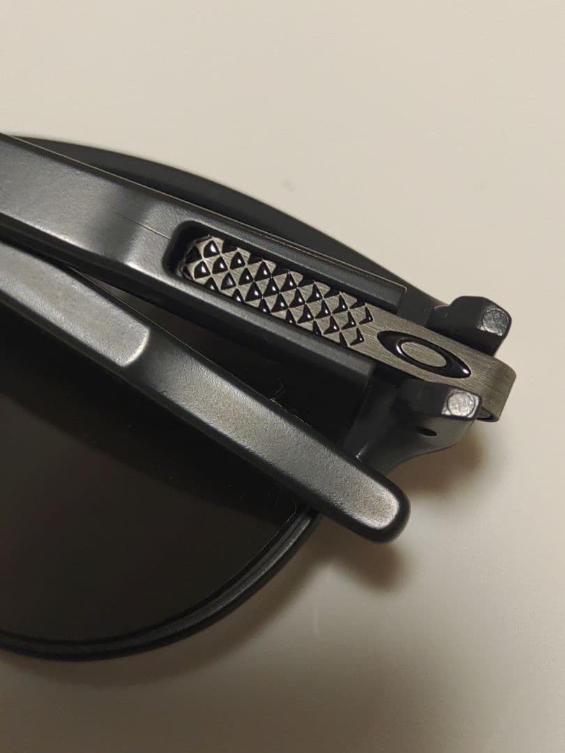 l*3様 美品　OAKLEY　LATCH KEY　OO9394-1155
