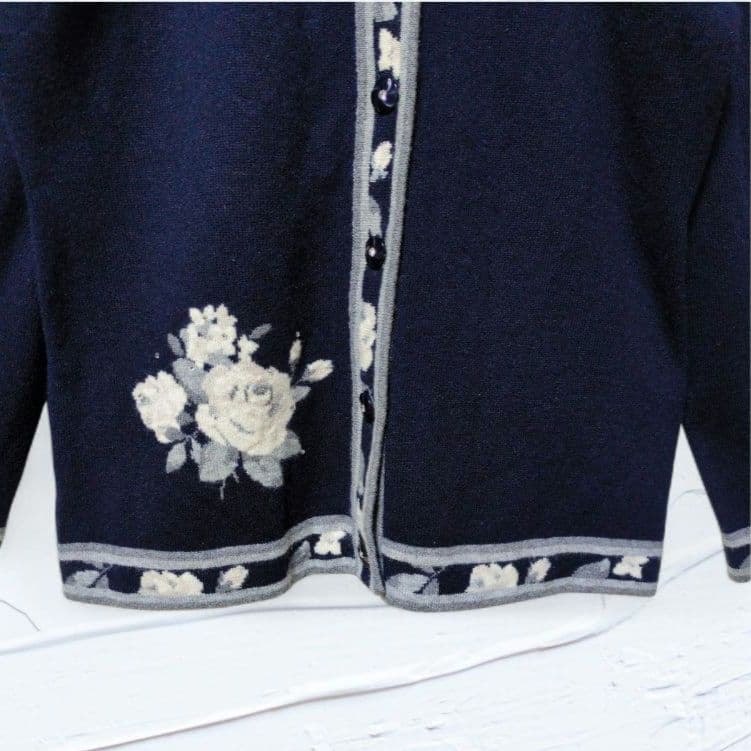 ❤美品❤最高級カシミヤ100%ベルフォーレ花柄カーディガン 濃紺ラインストーンF