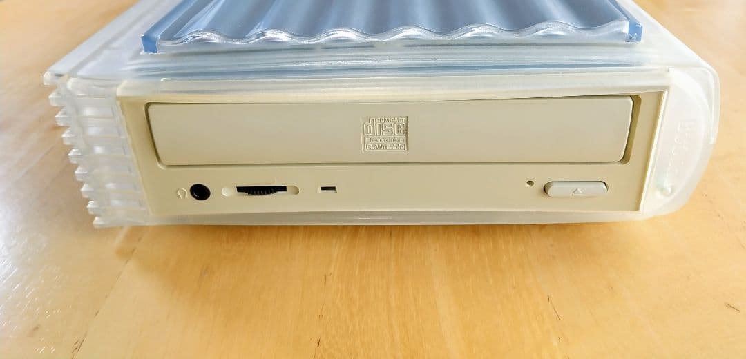 外付けハードディスク・ドライブ Buslink USB CD-RW Drive RW446USB