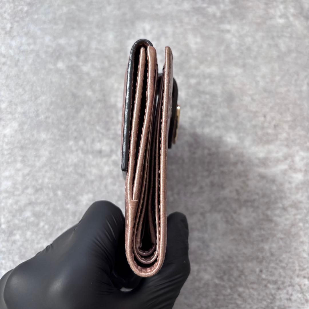 GUCCI グッチシマ レザー ハート金具 二つ折り財布 ピンク GG柄