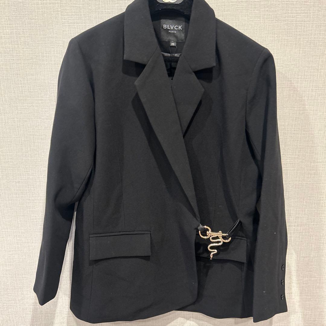 新品タグ付⭐︎BLVCK PARIS OVERSIZED BLAZER XS