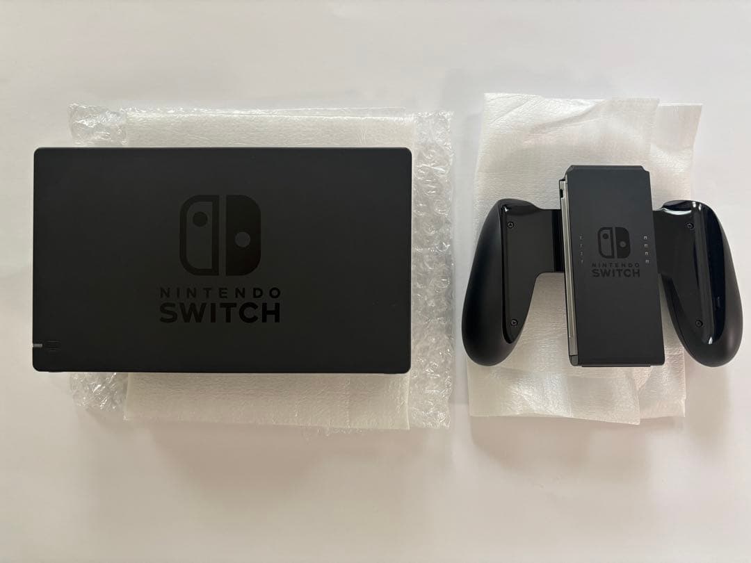 【完品】Nintendo Switch(本体:2019年製)