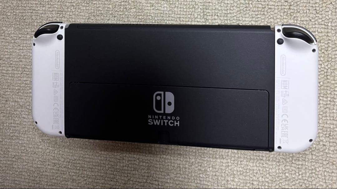 Nintendo Switch (ホワイト) 本体 + コントローラー