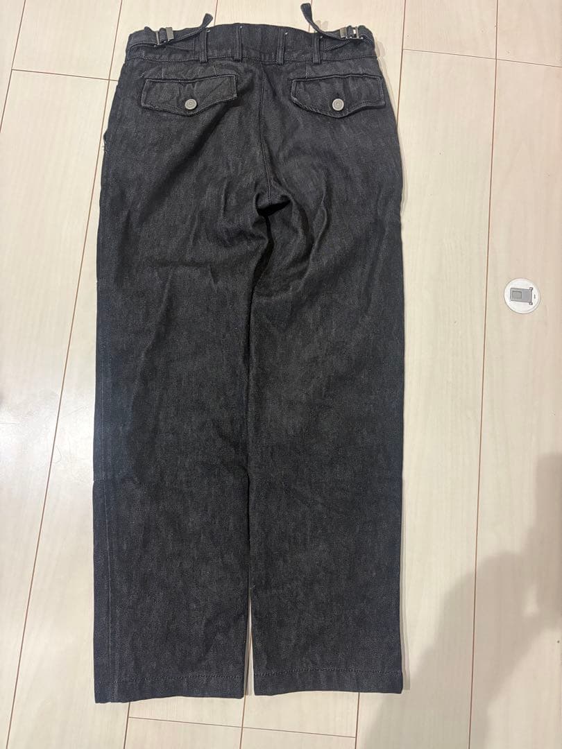 【美品】GUCCI ロゴボタン デニムパンツ　ボタンフライ　ブラック　38