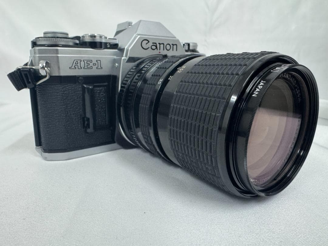 【フルセット】Canon AE-1 ＋ SIGMAズームレンズ ＋ 三脚バッグ付