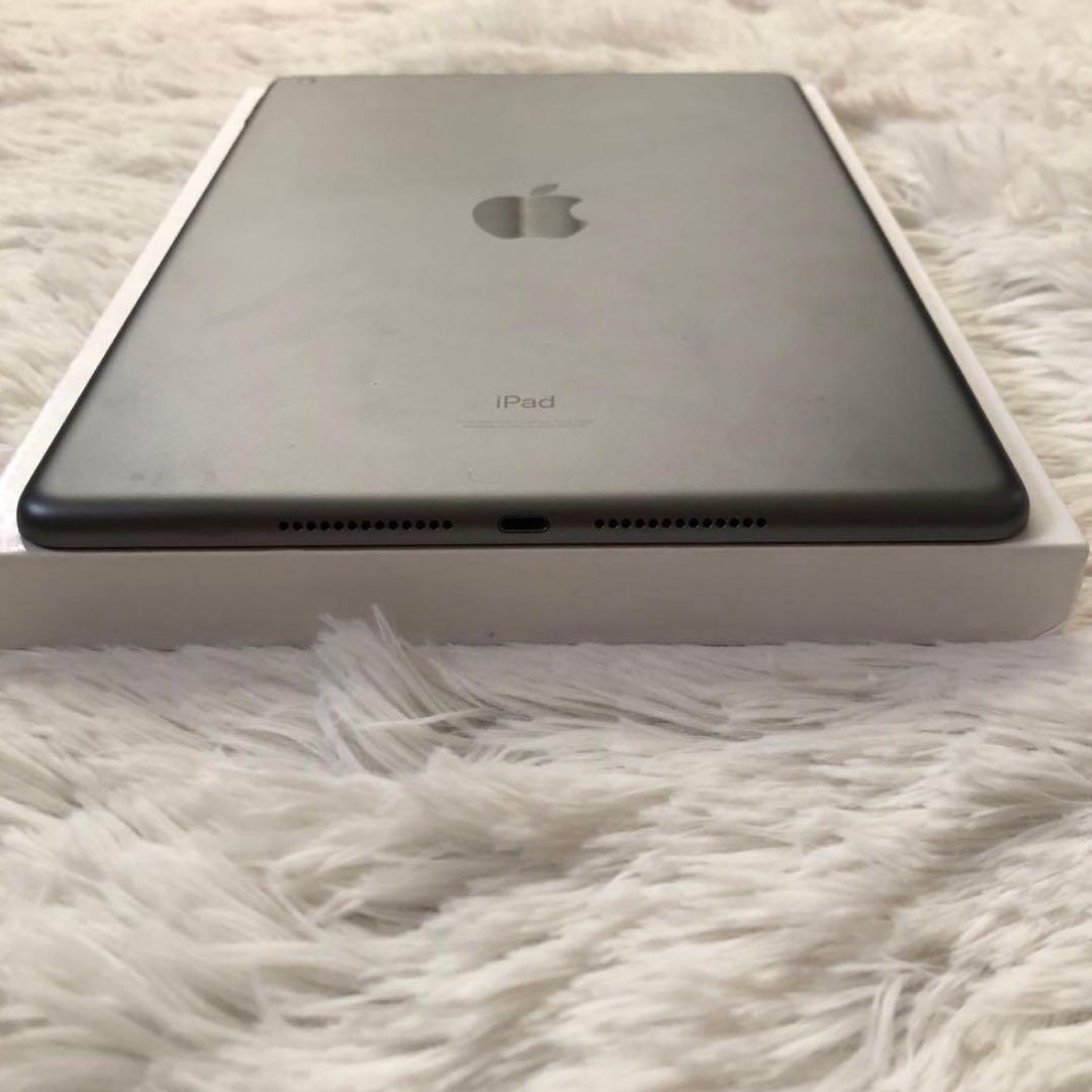 【年始割】iPad 第9世代 64GB 【すぐ発送】コルメス