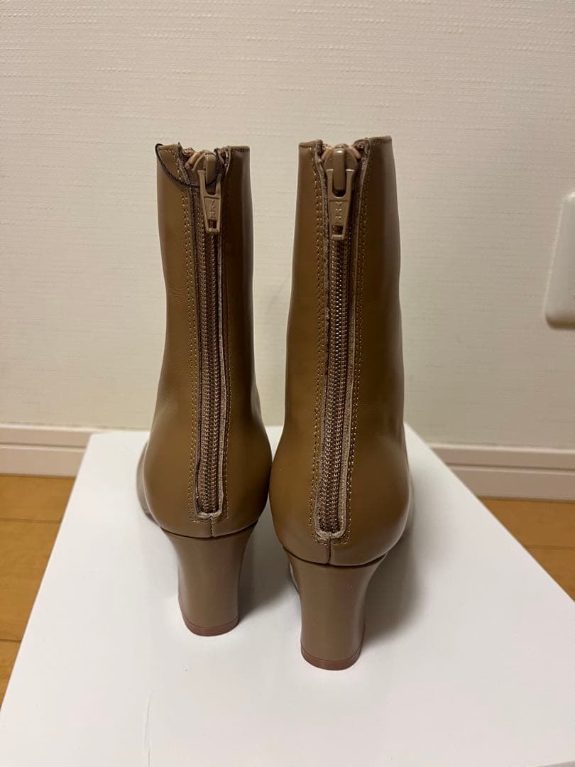 今期　新品　ヤマダヤAga ショートブーツ　レザーブーツ　28000円