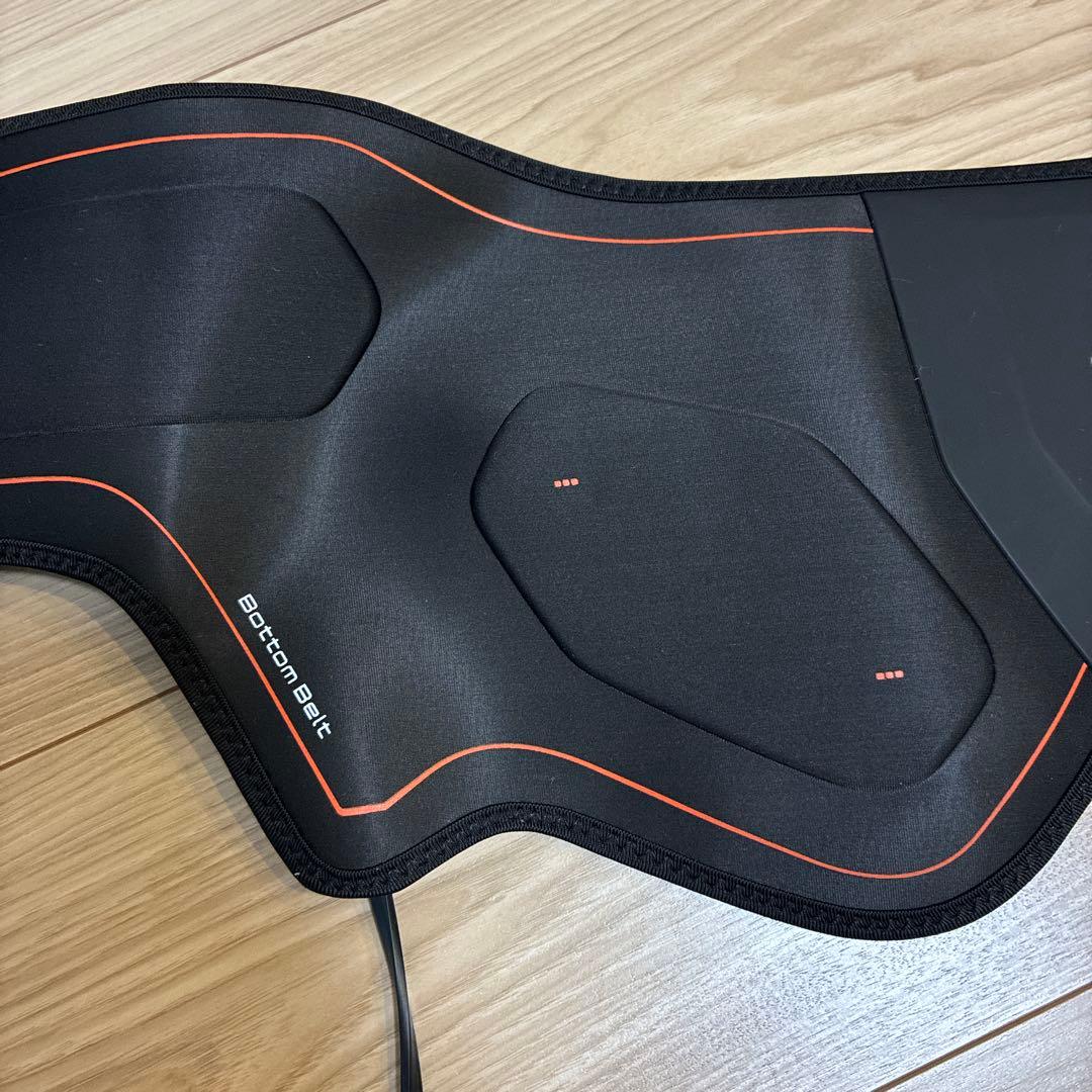 【動作確認済】【美品】SIXPAD Bottom Belt Sサイズ