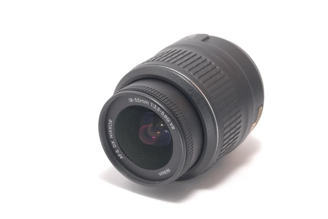 ⭐️ショット数少!早い者勝ち⭐️Nikon D3000　デジタル一眼レフ