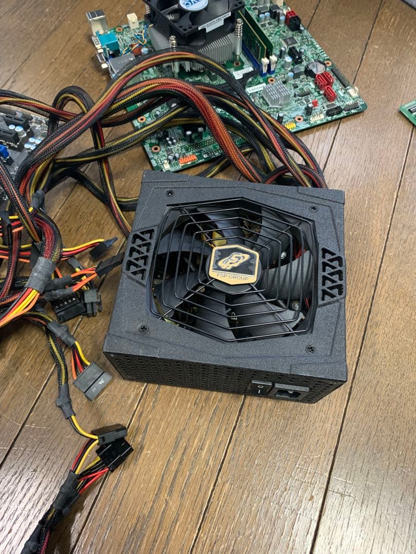 i7-4790 、マザーボード、メモリなどジャンクパーツセット