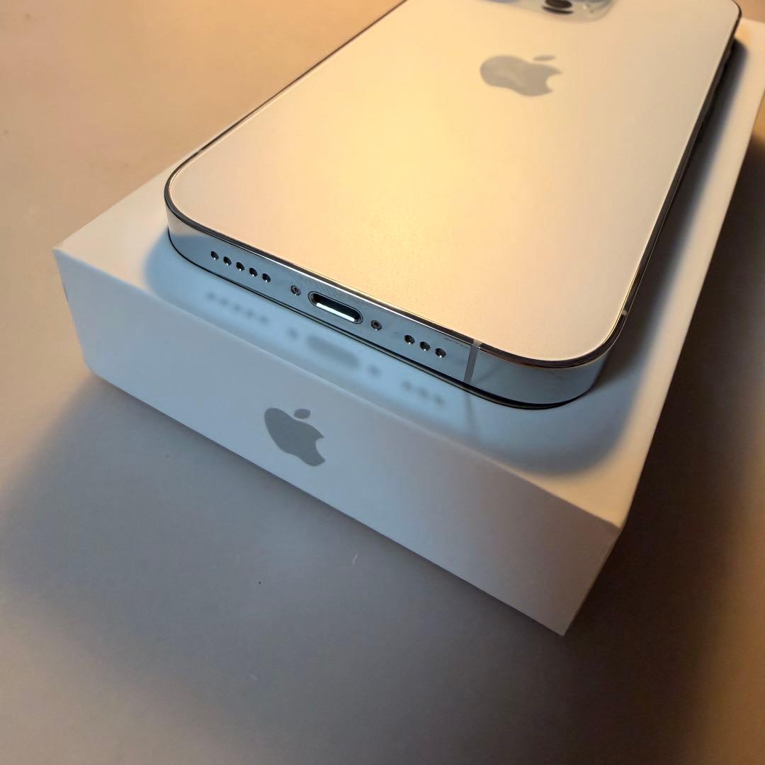【ヒデ】Apple iPhone 14 Pro シルバー 本体 128GB