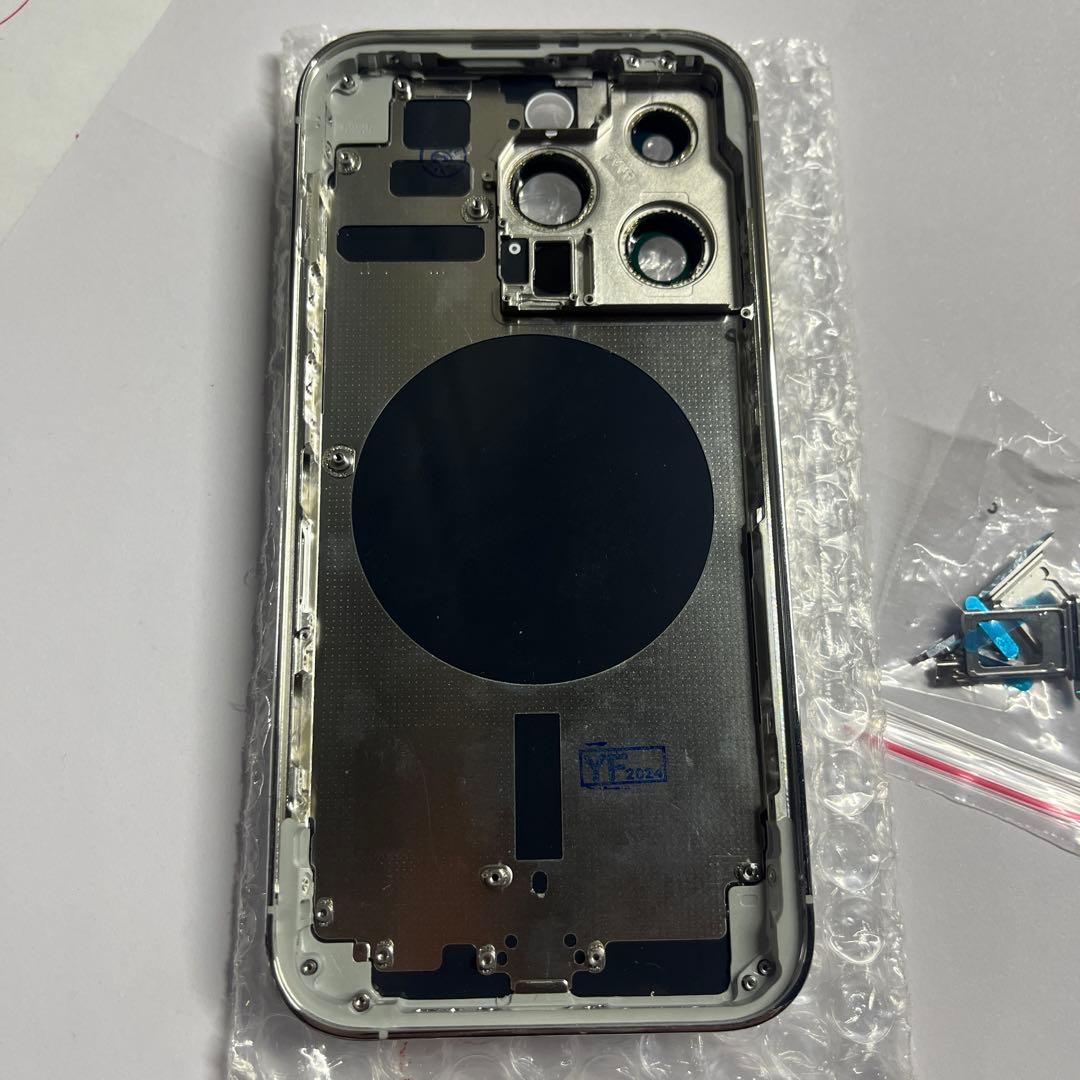 iphone 14pro バックパネル　ホワイト