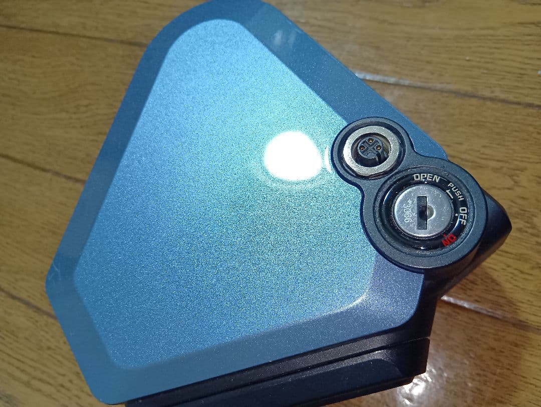 BESV PSF1　バッテリ及び充電器