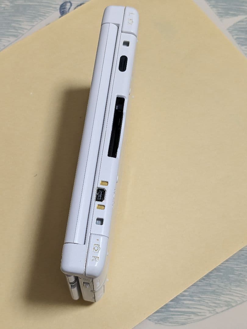 ニンテンドー3DS LL ホワイト