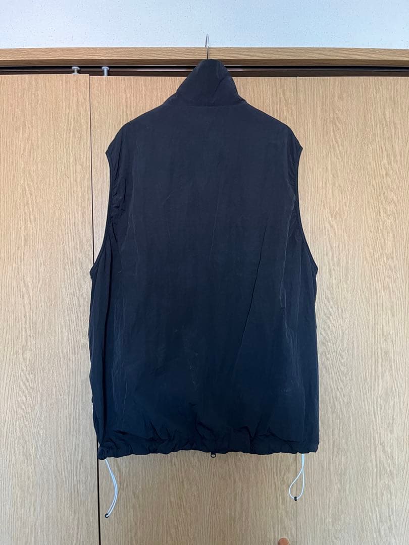 SUMARI NYLON SHELL VESTナイロンシェル ベスト
