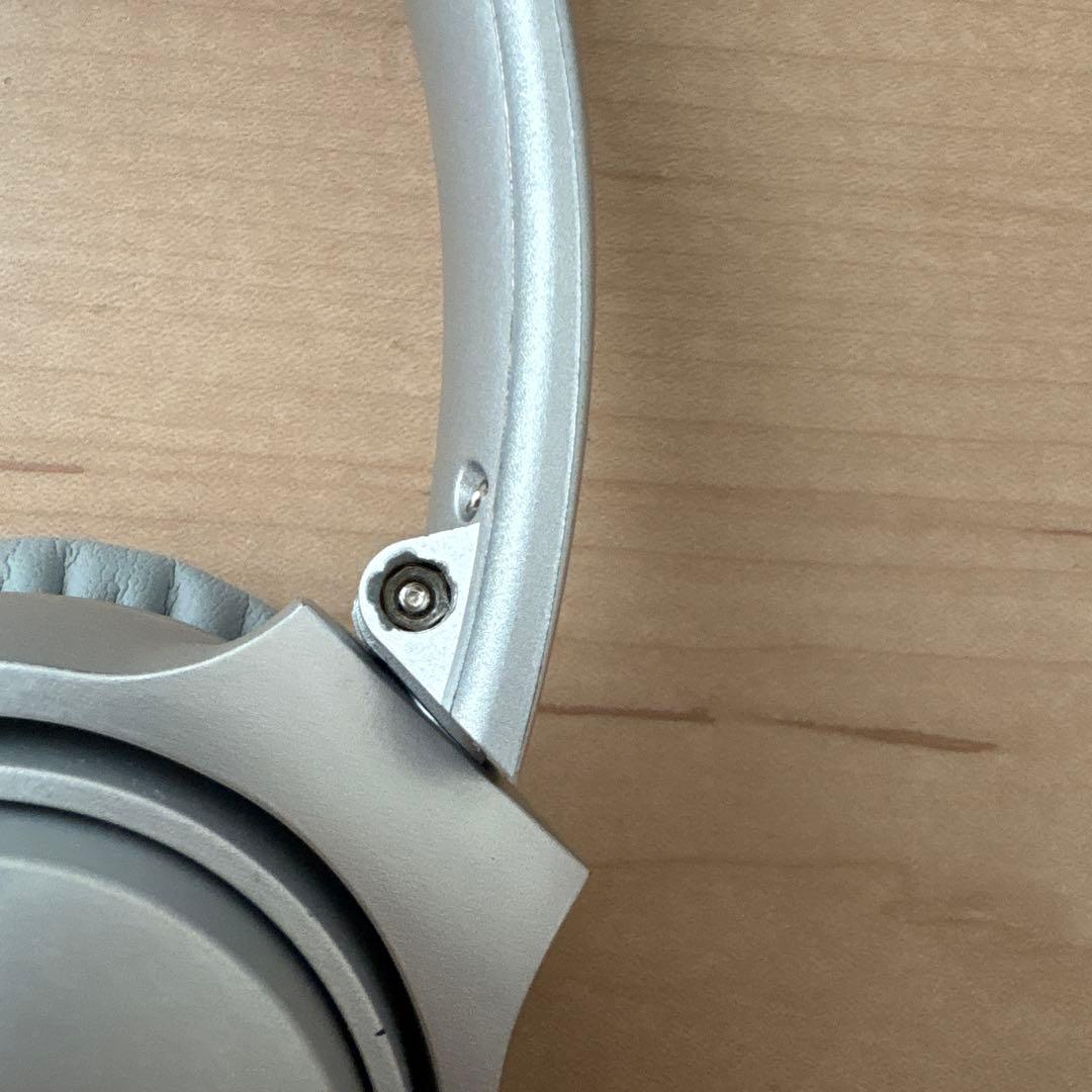 Bose ワイヤレスヘッドホン シルバー