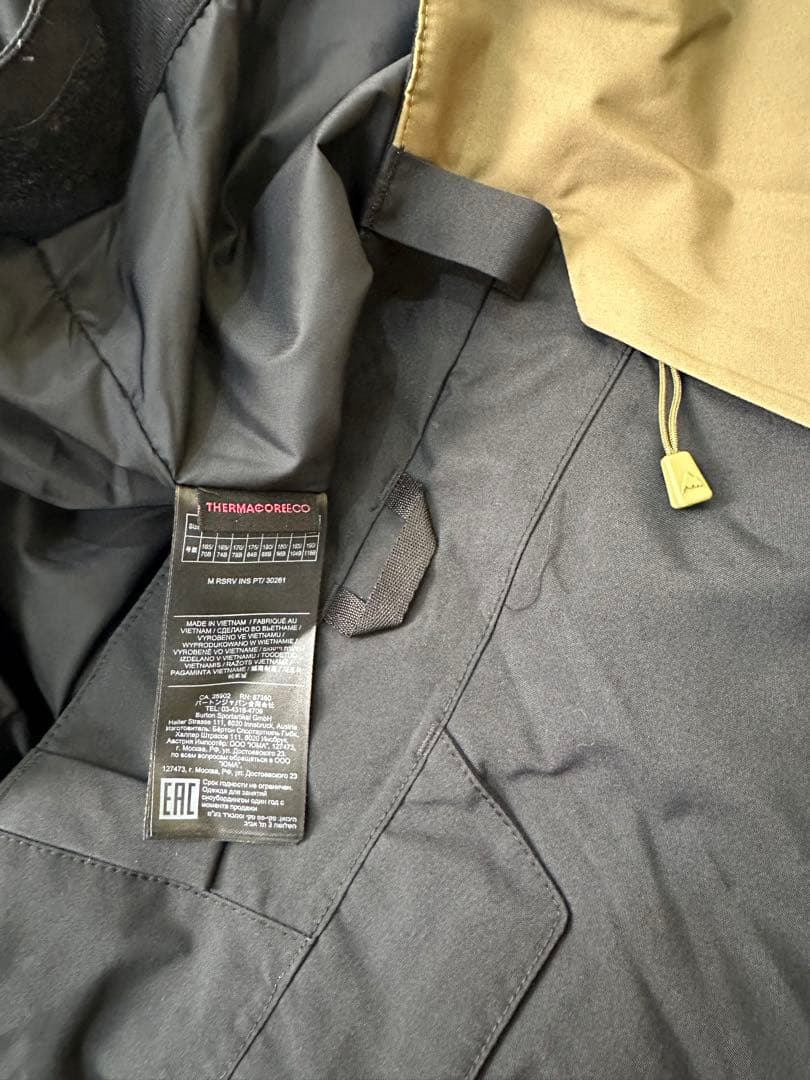 未使用　BURTON スノーボードパンツ L Size