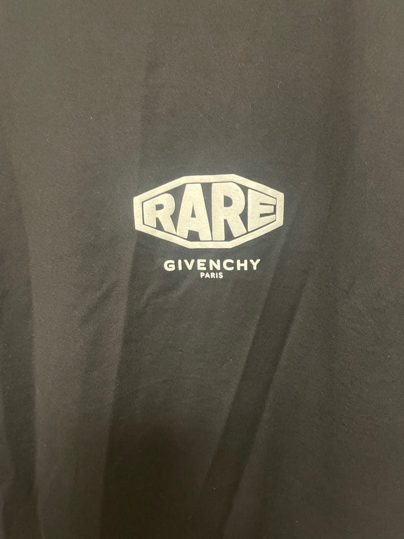 GIVENCHY ブラック Tシャツ RARE