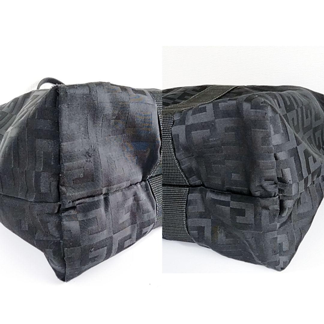 【超美品】GIVENCHY ジバンシィ ブラック ボストンバッグ 4Gロゴ入り