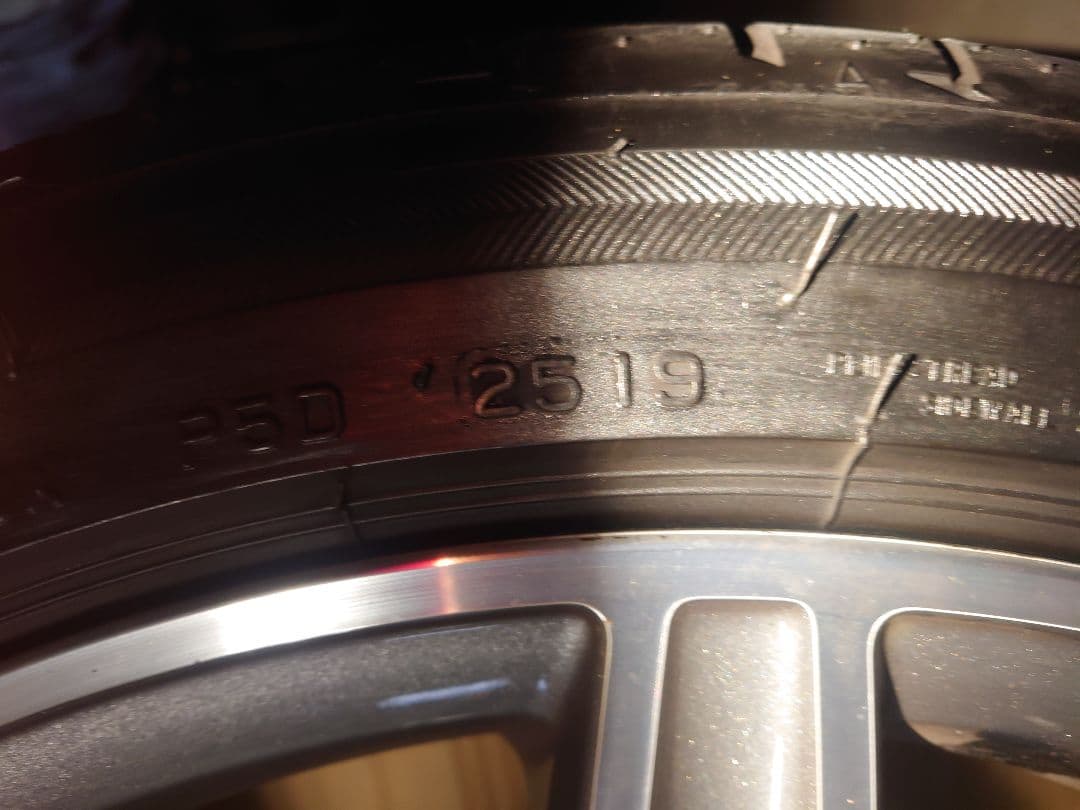 ベンツ Cクラス w205 AMG １８インチ