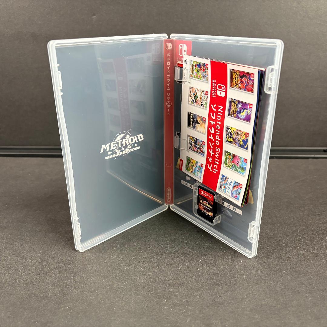中古 トライアングルストラテジー 任天堂 スイッチ ソフト ＆ グッズ セット