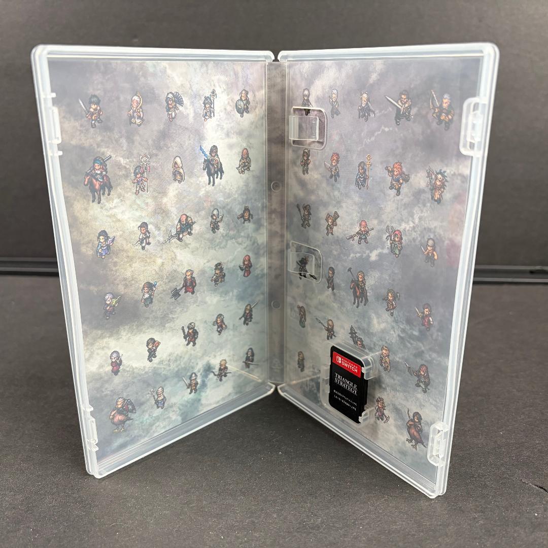 中古 トライアングルストラテジー 任天堂 スイッチ ソフト ＆ グッズ セット