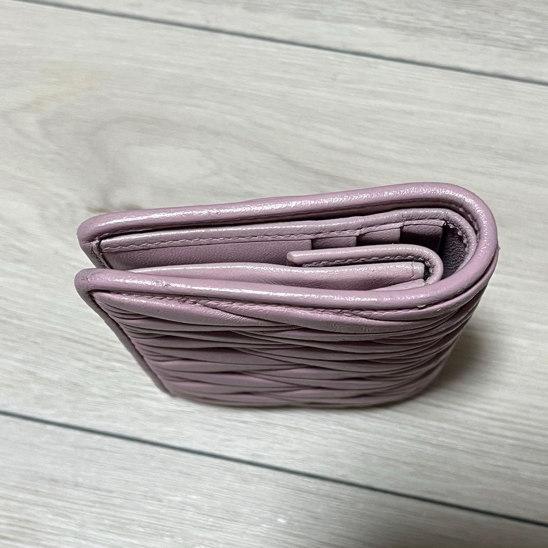 Miu Miu マテラッセレザー 折り財布