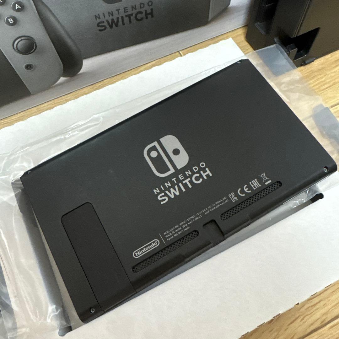 Nintendo Switch グレー 本体　Proコントローラー付き