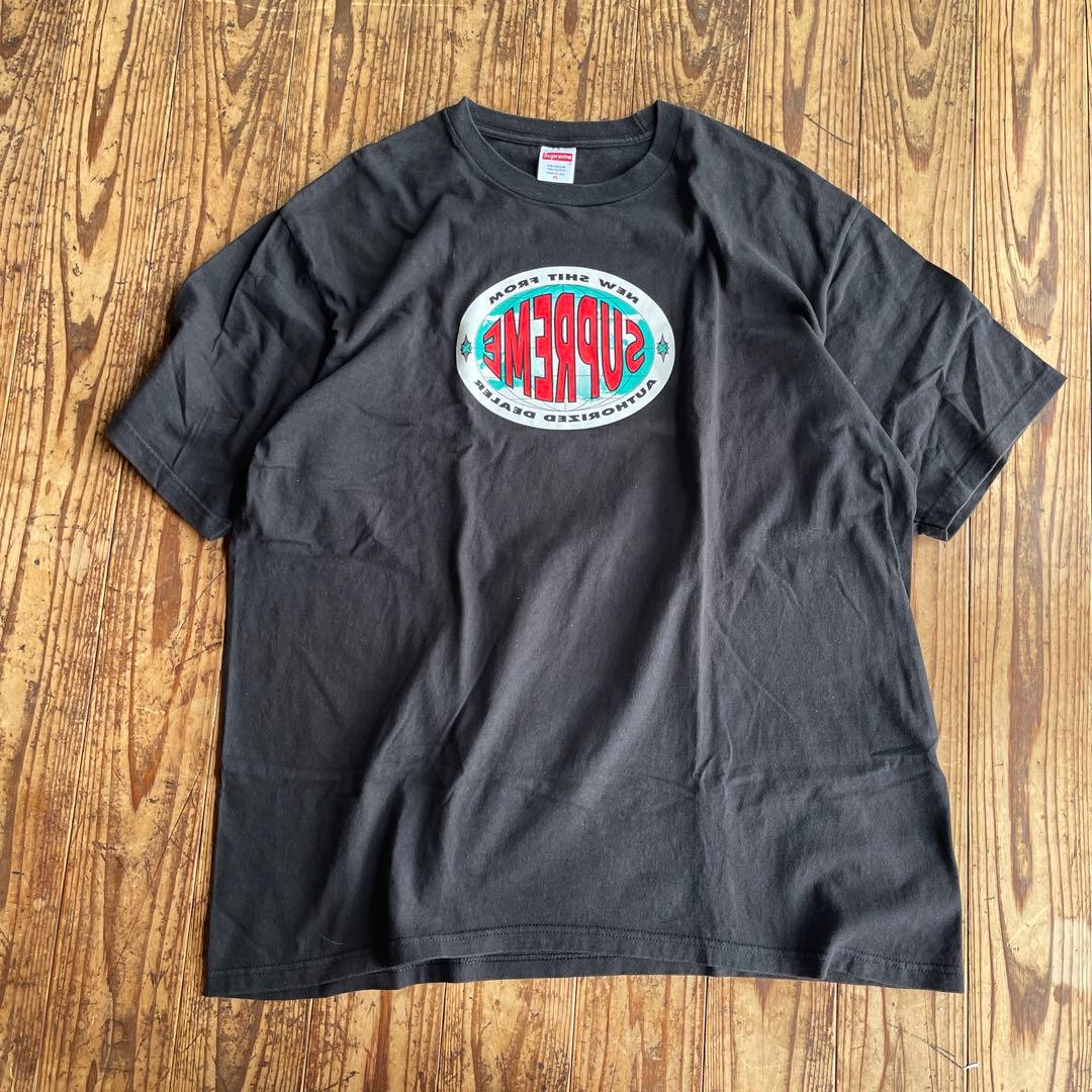 Supreme ブラック Tシャツ 都市名プリント