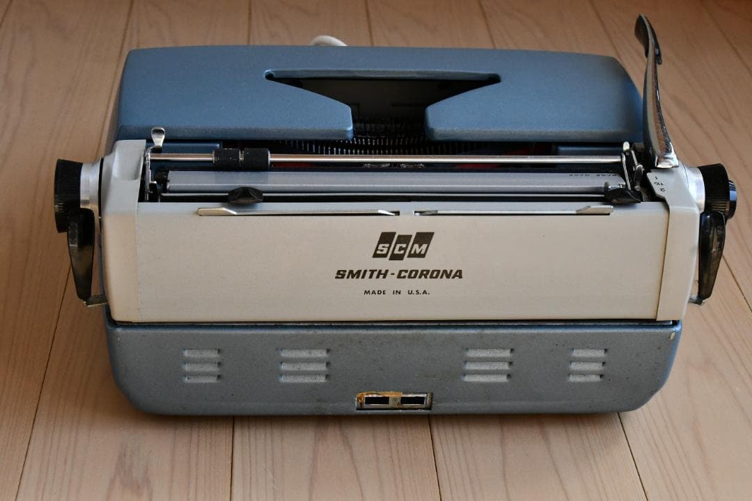 電動タイプライター SMITH・CORONA ELECTRA110