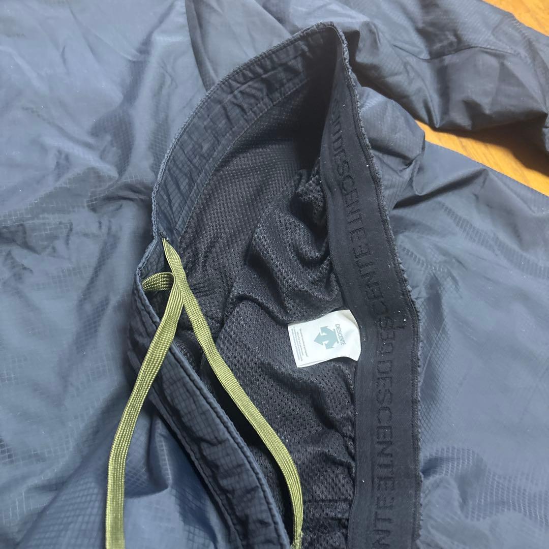 デサント cosmicTHERMO DESCENTE ウインドブレーカー 上下黒