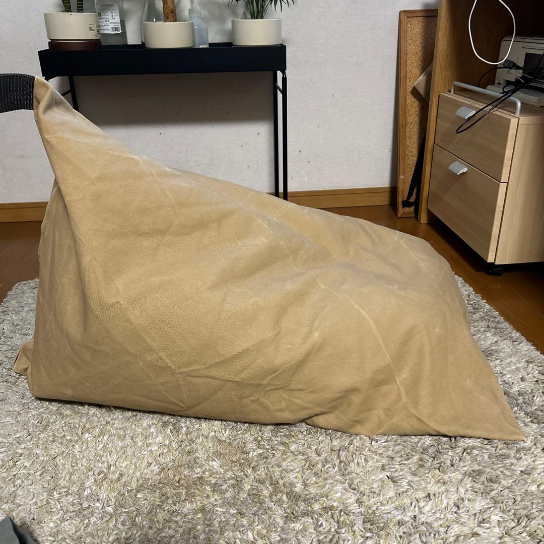 テトラ　tetraビーズクッション　レギュラーサイズ 8号帆布　ベージュとカーキ