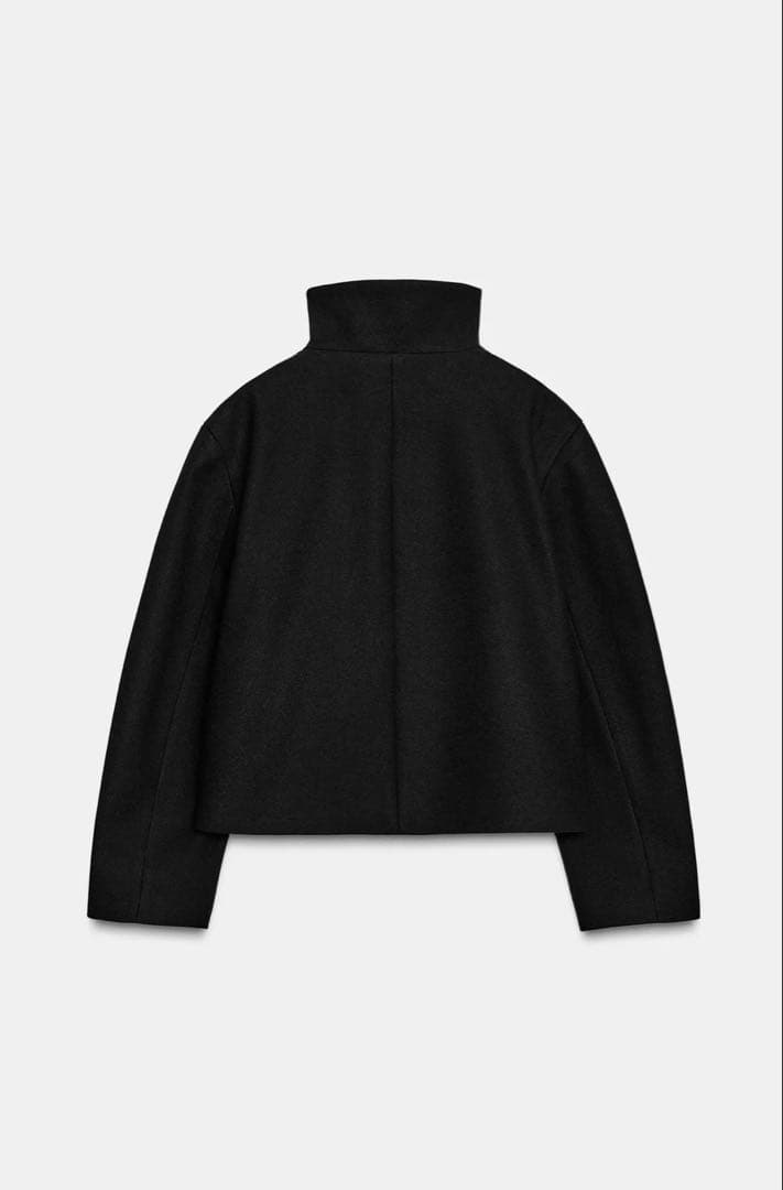 ZARA ショートハイネックコート