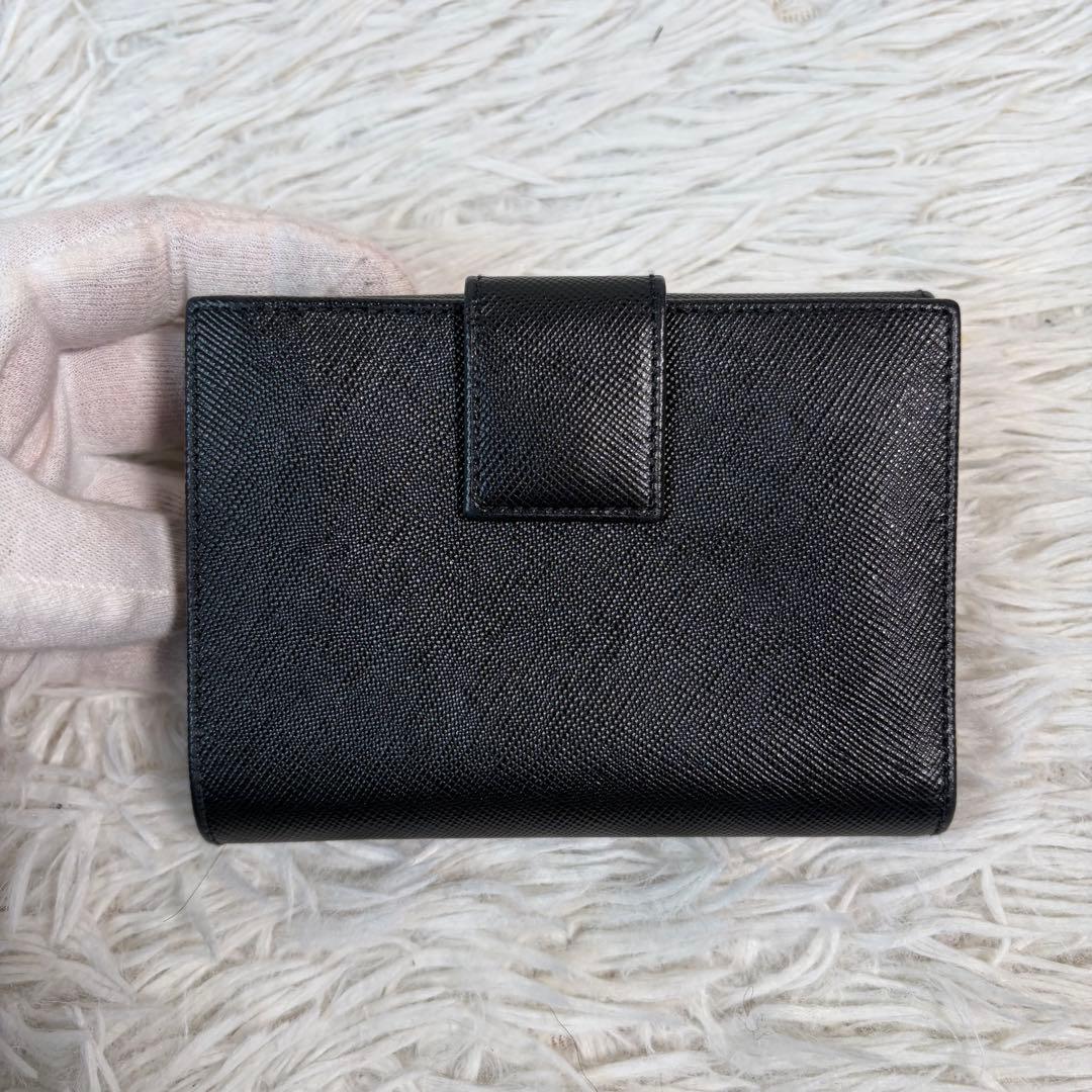 未使用品✨PRADA プラダ 二つ折り 財布 Wホック サフィアーノ ブラック
