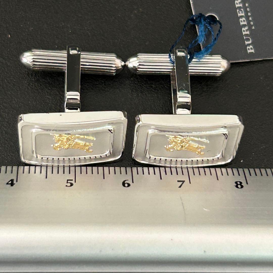 新品未使用品　バーバリー　シルバー＆金色ホース　ネクタイピン・カフリンクスセット