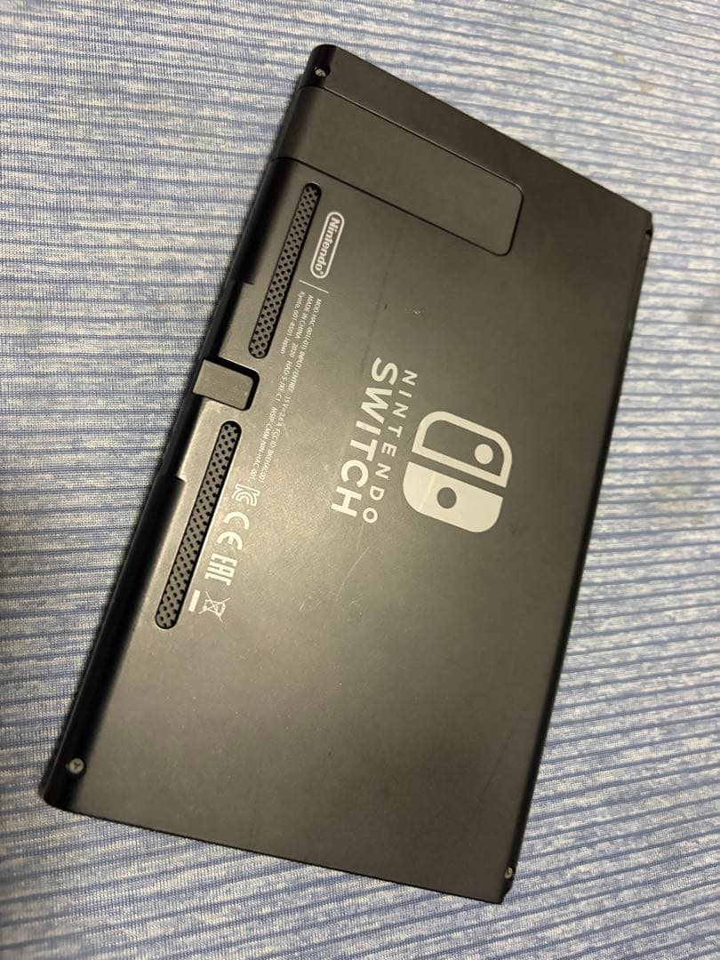 Nintendo Switch 本体 イエロー・レッド　箱あり　おまけケース付き