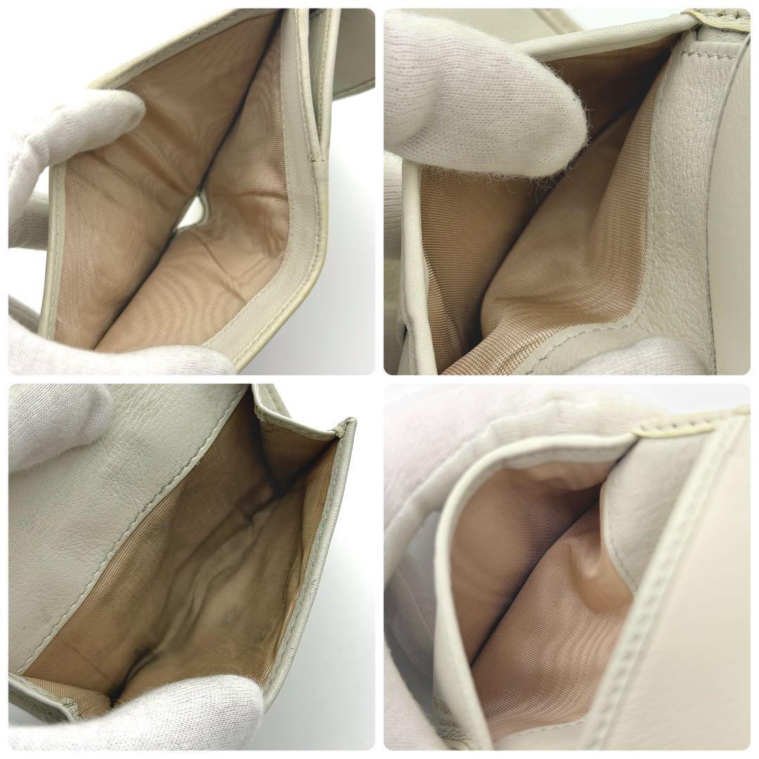 【現行品】プラダ PRADA 三つ折り財布 スタッズ レザー 1MH043 白