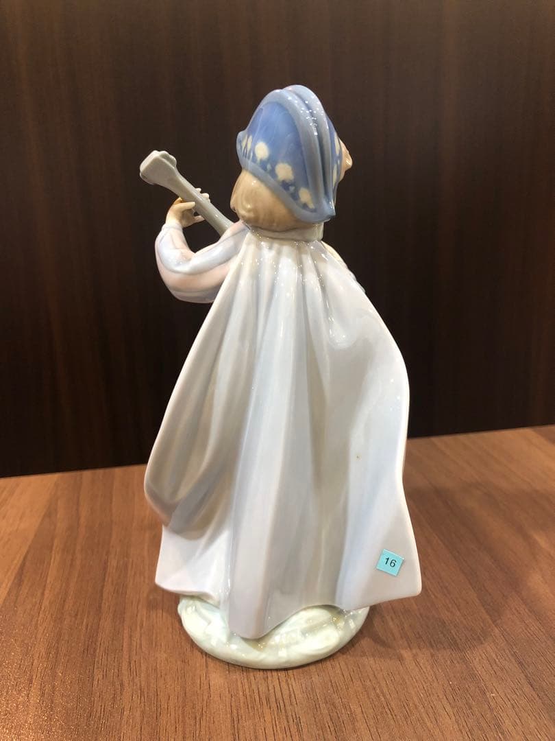 m*a様 LLADRO リヤドロ マンドリンを弾く少年　アルルカンミュージック