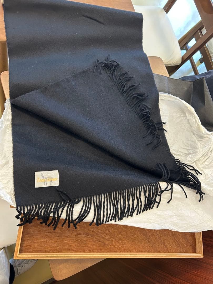 Vicuna ビクーニャ ストール 黒