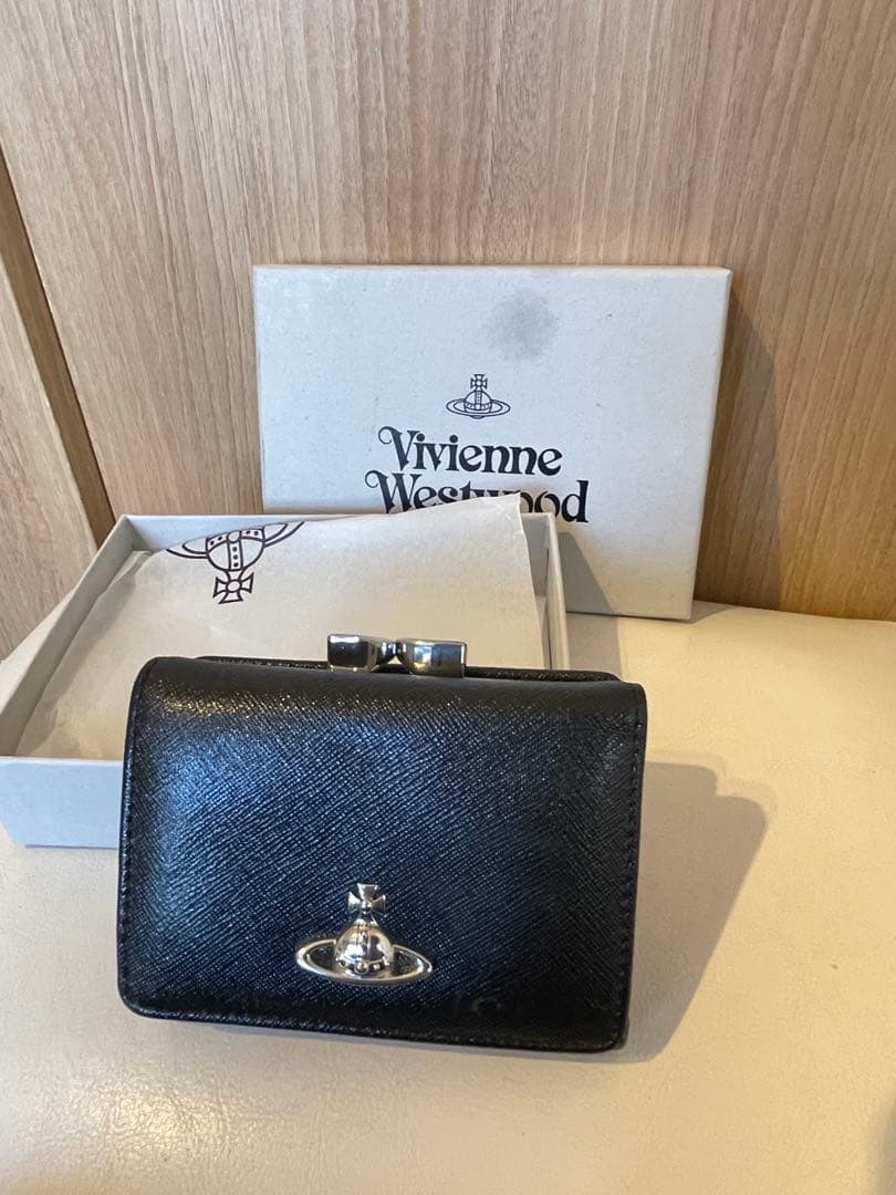 【値下げ】Vivienne Westwood 廃盤　がま口 レザー財布 黒