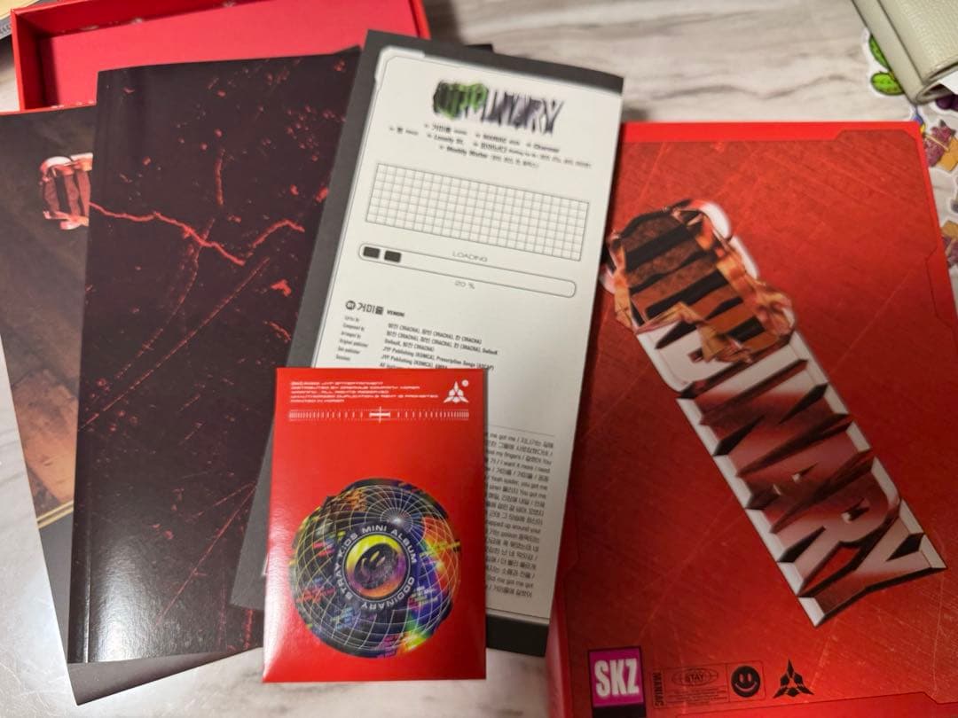 SKZ ODDINARY アルバム CD トレカ大量付