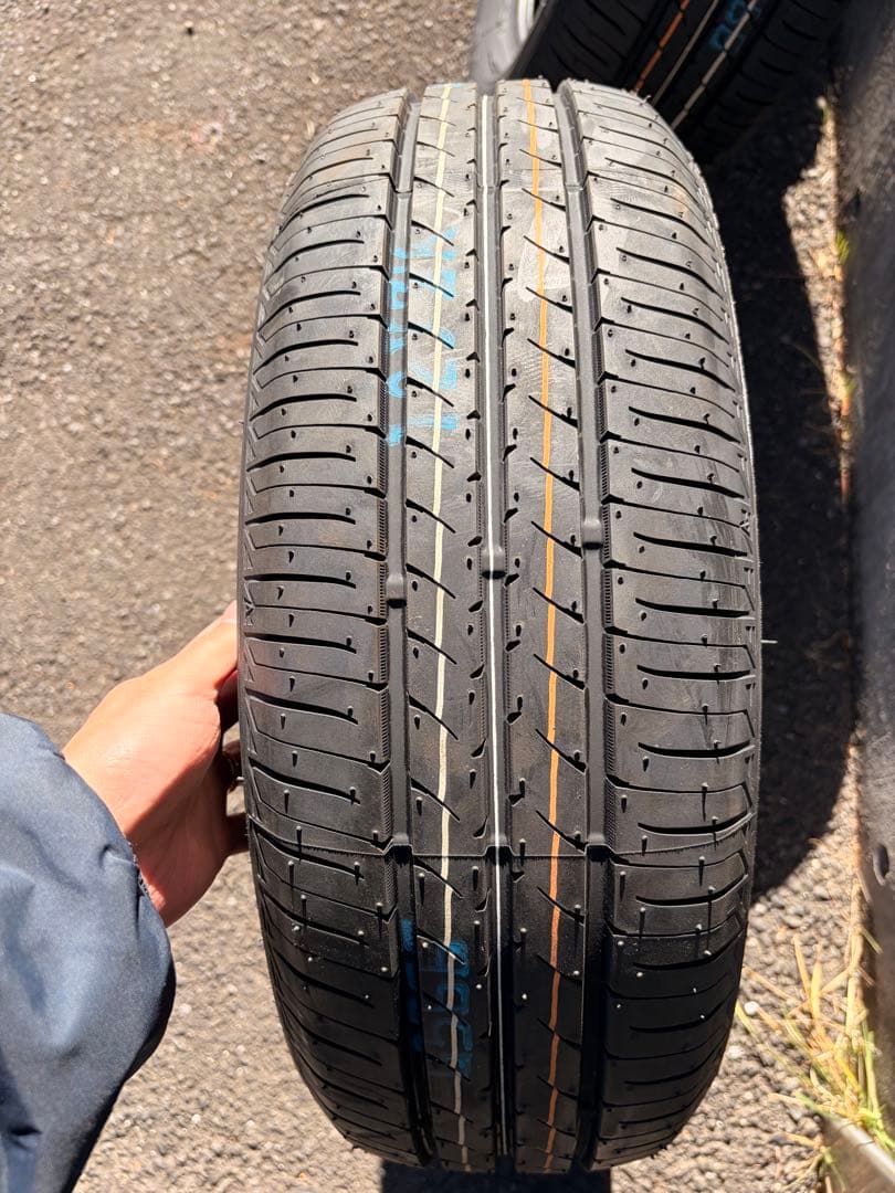 新品4本セット　NANOENERGY 3 185/60R15 タイヤ